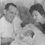 Lisa Tener as a baby with her parents
